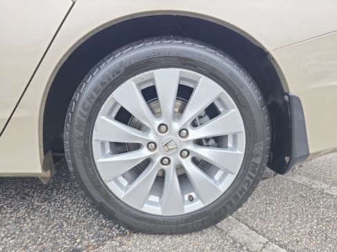 Used 2013 Honda Accord EX-L image 31