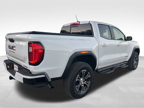 Used 2025 GMC Canyon AT4 image 6