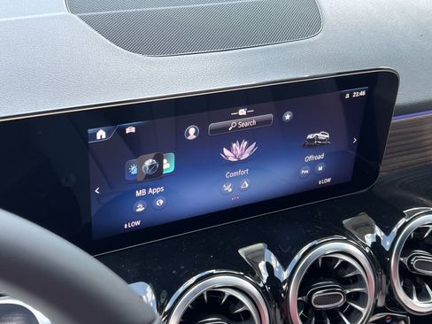 New 2026 Mercedes-Benz GLB 250 4MATIC image 25
