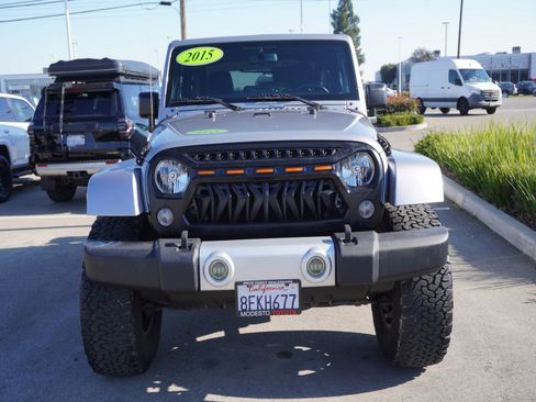 Used 2015 Jeep Wrangler Sahara image 4