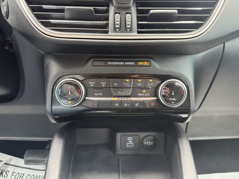Used 2022 Ford Escape SEL FWD image 14