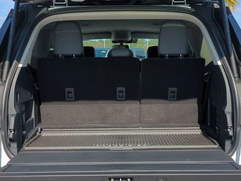 New 2026 Ford Expedition Active AWD/4WD image 13