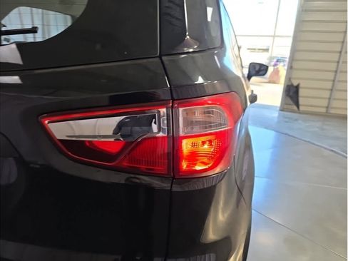 Used 2020 Ford EcoSport S image 10