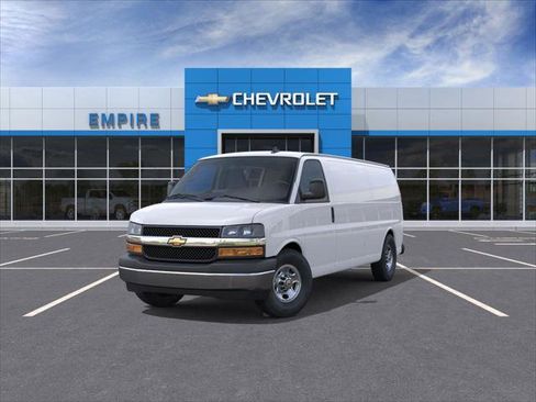 New 2025 Chevrolet Express 2500 Extended w/ Enhanced Convenience Package image 8