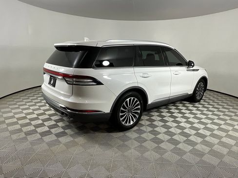 Certified 2020 Lincoln Aviator Reserve image 4