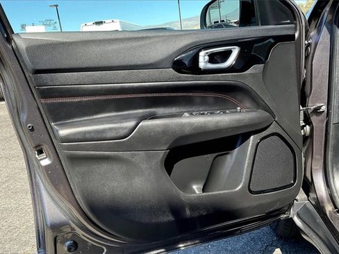 Used 2023 Jeep Compass Trailhawk w/ Trailhawk Convenience Group image 21