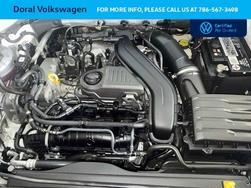 Certified 2022 Volkswagen Taos SE w/ IQ.Drive SE Package image 12