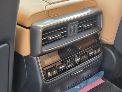 New 2026 Lexus LX 700h Luxury image 23