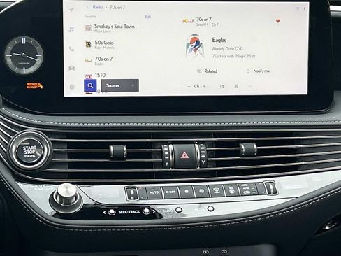 Used 2023 Lexus LS 500 AWD w/ Interior Upgrade Package image 26