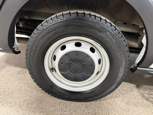 Used 2020 Ford Transit 150 Medium Roof RWD image 69