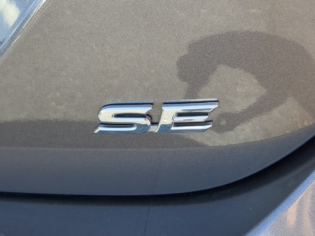 Used 2024 Toyota Camry SE FWD image 13