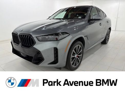 Certified 2024 BMW X6 xDrive40i w/ Premium Package AWD/4WD image 1