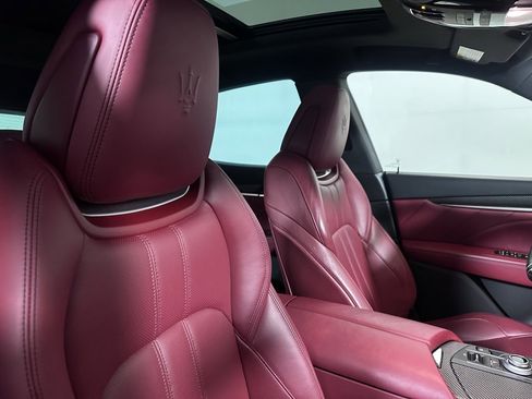 Used 2022 Maserati Levante Modena S image 12