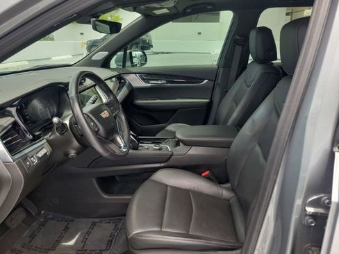 Certified 2024 Cadillac XT6 Premium Luxury w/ Technology Package FWD image 19