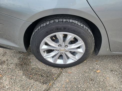 Used 2025 Chevrolet Malibu LT FWD image 7