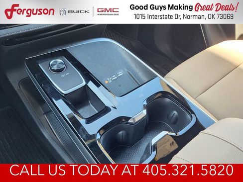 New 2026 Buick Enclave Preferred w/ Power Package FWD image 31