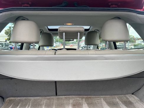 Used 2010 Toyota Prius Four w/ Solar Roof Pkg FWD image 16