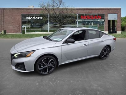 New 2025 Nissan Altima 2.5 SR