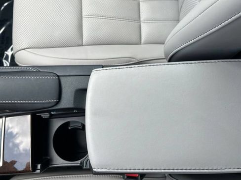 Used 2018 Lexus ES 350 w/ Luxury Package w/Wood Trim FWD image 19