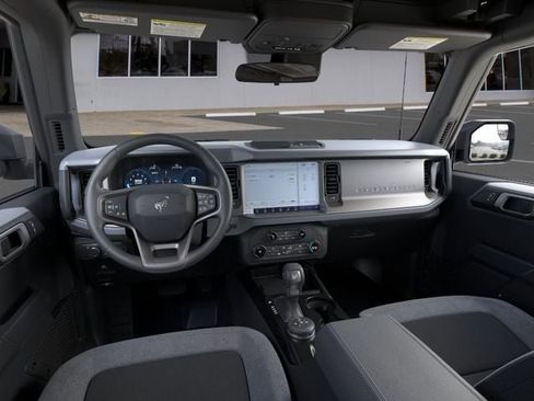 New 2026 Ford Bronco 4-Door AWD/4WD image 9