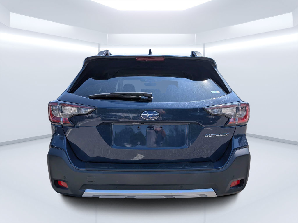 Used 2023 Subaru Outback Limited AWD/4WD image 4