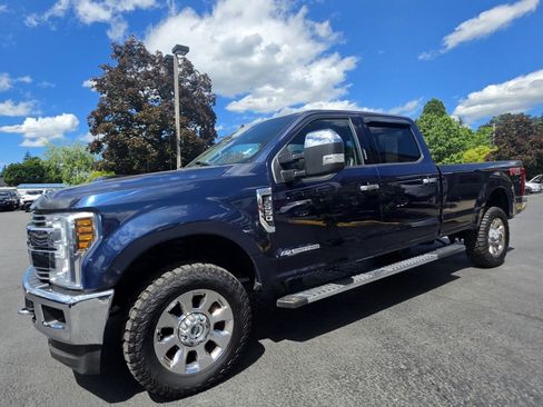 Used 2019 Ford F350 Lariat w/ Lariat Ultimate Package AWD/4WD image 3