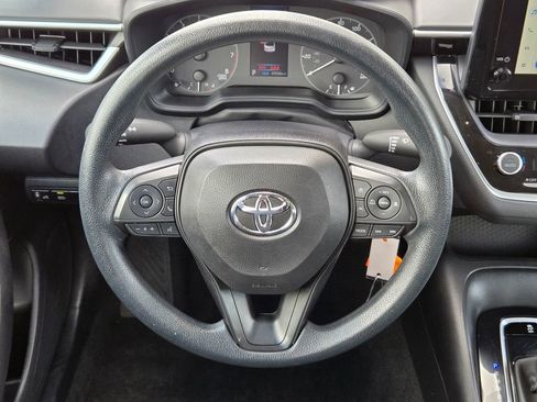 Used 2024 Toyota Corolla LE FWD image 19
