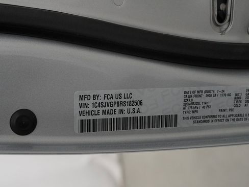 Certified 2024 Jeep Grand Wagoneer Series III w/ Rear Seat Video Group 1 image 60