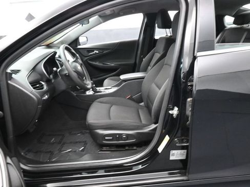 Used 2024 Chevrolet Malibu LT FWD image 11
