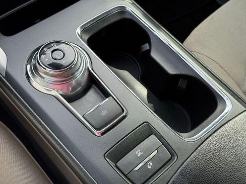 Certified 2020 Ford Fusion SE image 33