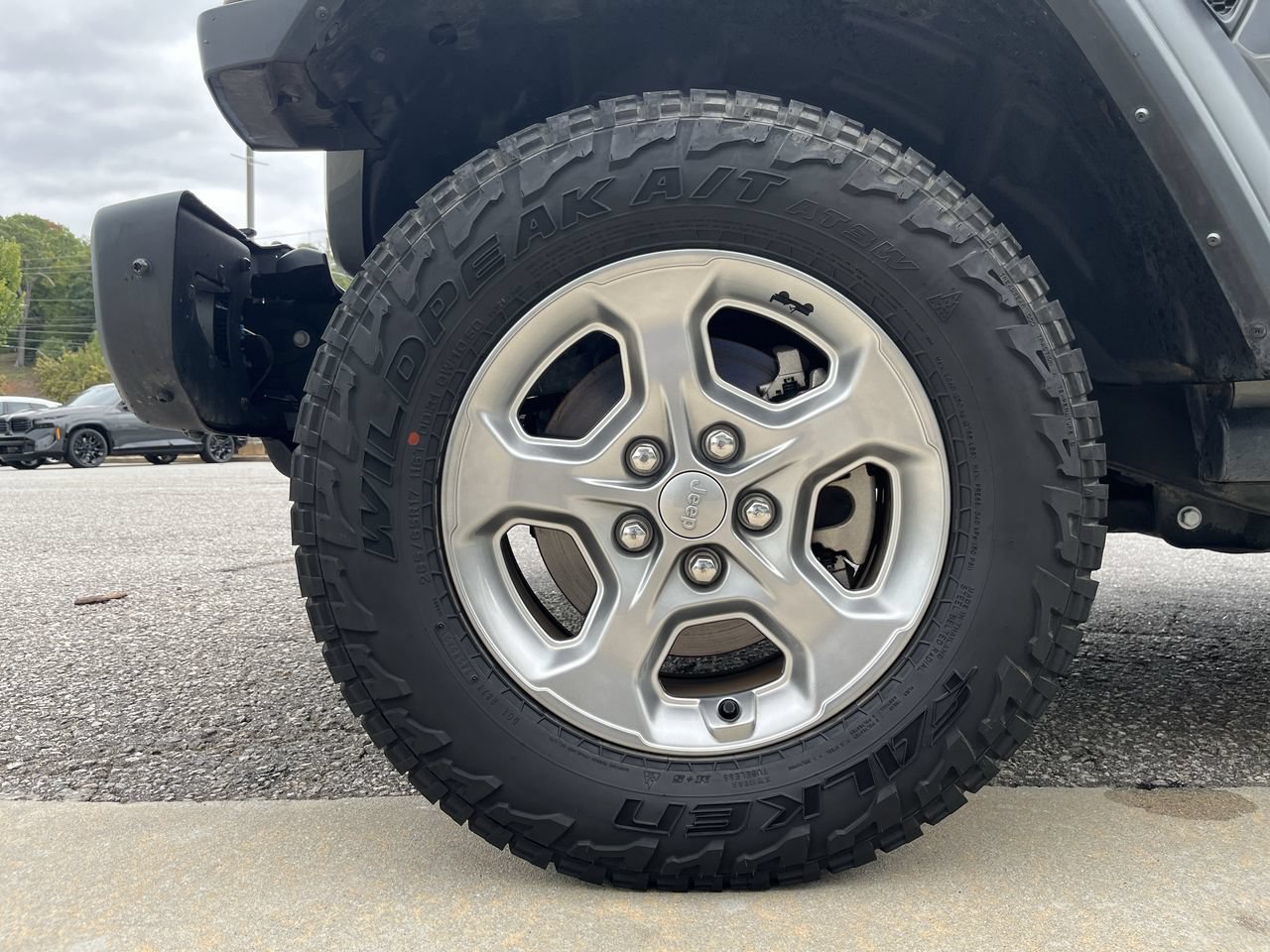Used 2021 Jeep Wrangler Sport AWD/4WD image 13