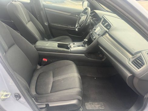 Used 2019 Honda Civic Sport image 12