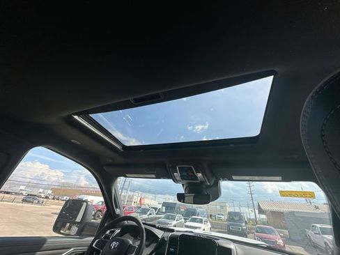 New 2026 RAM 2500 Laramie w/ Night Edition AWD/4WD image 25