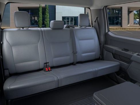 New 2026 Ford F250 XL w/ XL Chrome Package image 11