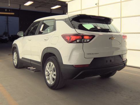 Used 2023 Chevrolet TrailBlazer LS image 13