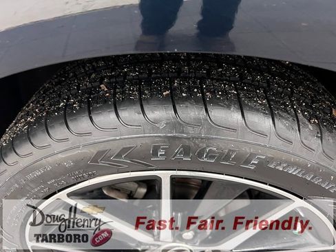 Used 2021 Toyota Camry SE image 16