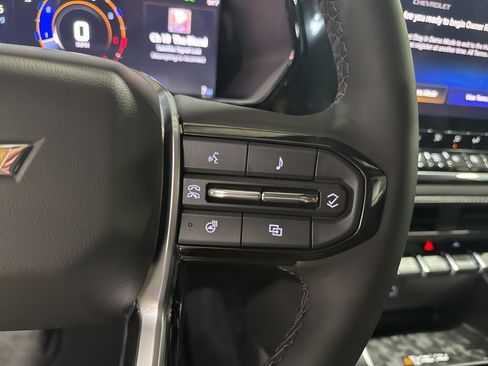 New 2025 Chevrolet Colorado LT w/ LT Convenience Package image 18