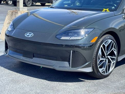 Used 2024 Hyundai Ioniq 6 SEL RWD image 37