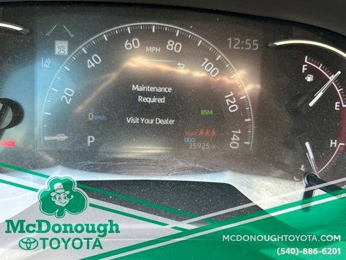 Used 2023 Toyota RAV4 XLE w/ Convenience Package AWD/4WD image 17