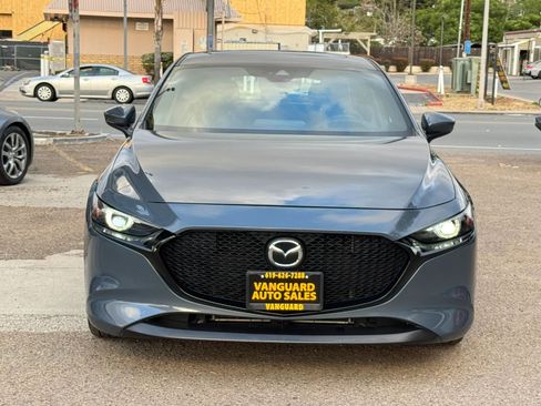 Used 2021 MAZDA MAZDA3 s FWD image 4