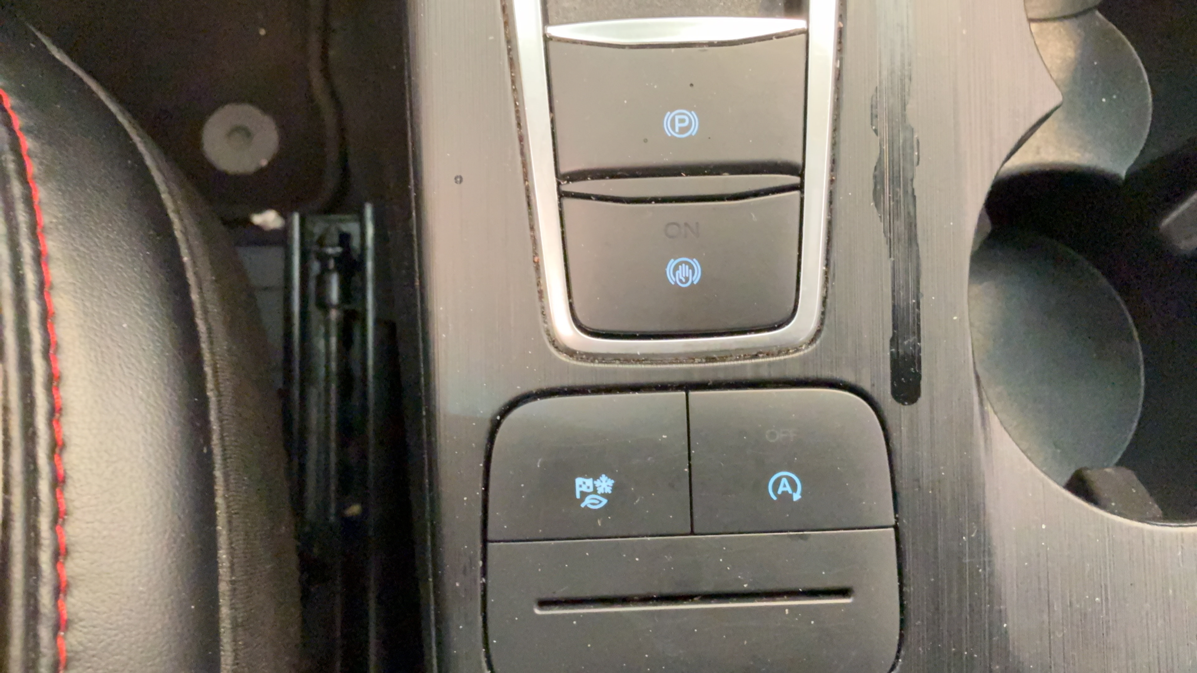 Used 2025 Ford Escape ST-Line Select AWD/4WD image 16