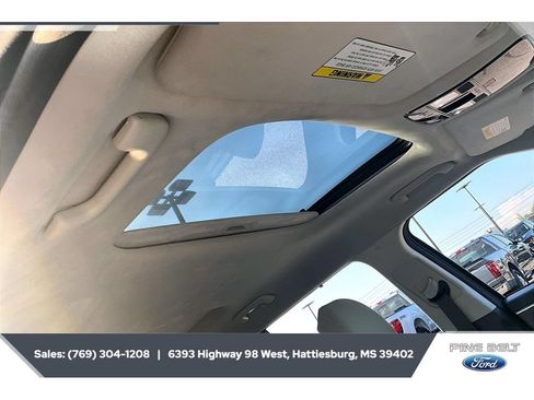 Used 2025 Hyundai Santa Fe Calligraphy AWD/4WD image 16