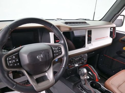 Certified 2024 Ford Bronco Heritage Edition AWD/4WD image 24