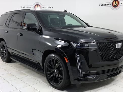 Used 2024 Cadillac Escalade Sport w/ LPO, ONYX Package image 41