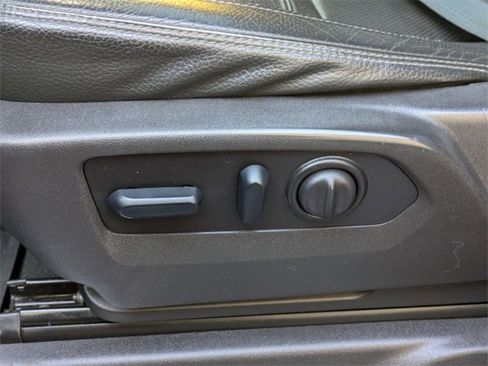 Used 2022 GMC Sierra 3500 Denali image 27