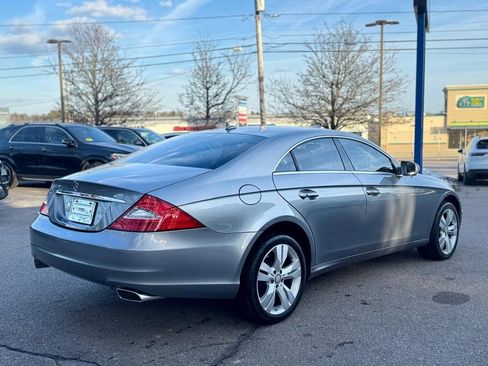 Used 2010 Mercedes-Benz CLS 550 image 6