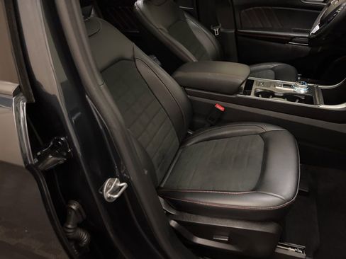 Used 2023 Ford Edge ST-Line image 23