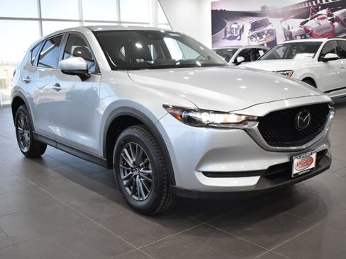 Used 2021 MAZDA CX-5 Touring w/ Touring Preferred SV Package image 5