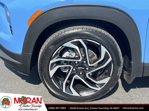 Certified 2024 Chevrolet TrailBlazer RS w/ Convenience Package FWD image 11