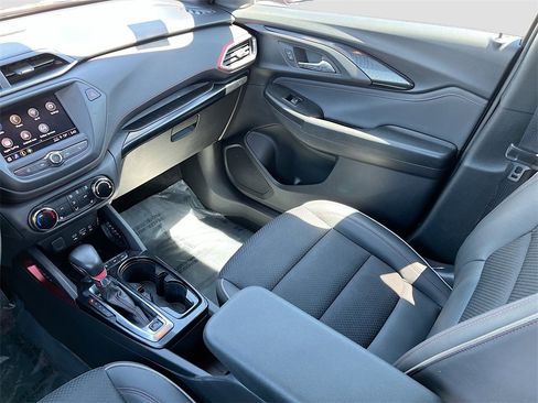 Used 2023 Chevrolet TrailBlazer RS image 22